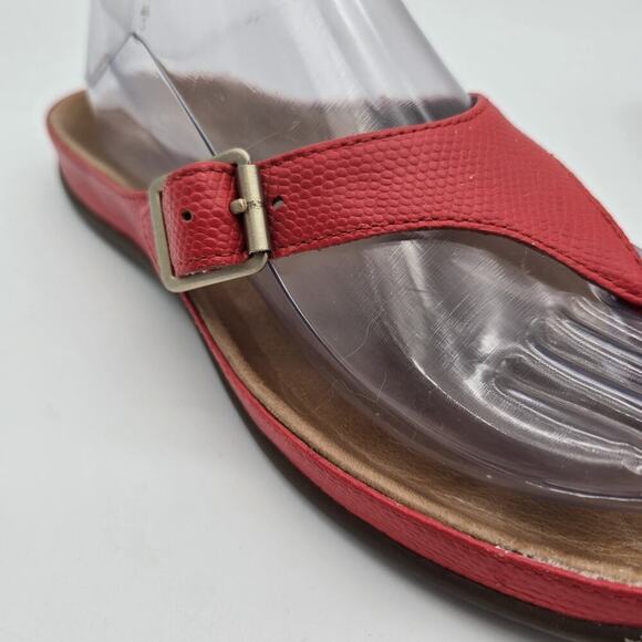 Strive Sandals Women 8.5 9 Flip Flop Thong Red Terracotta Alba Buckle Shoes Toe - Picture 6 of 11